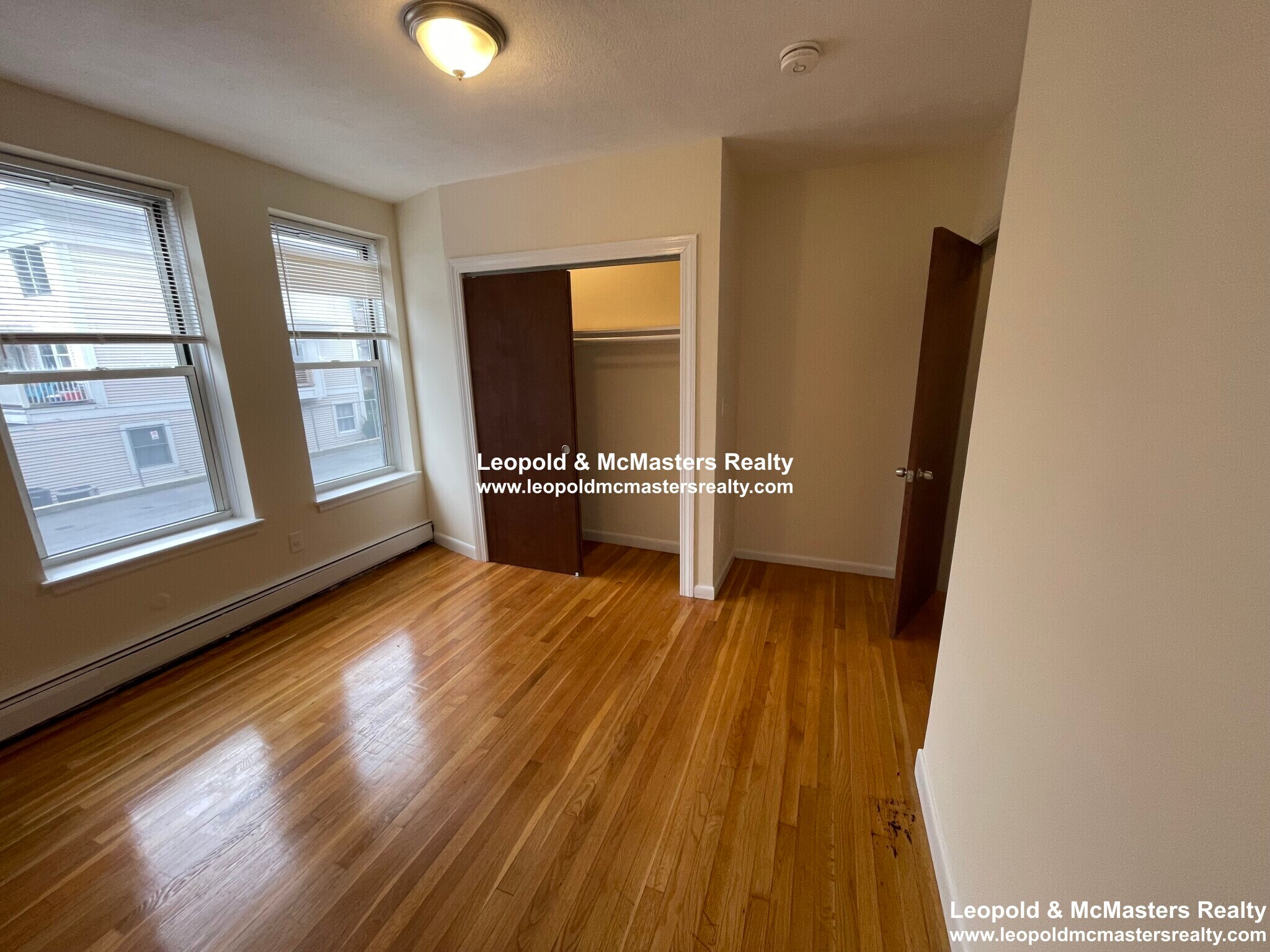 Building Photo - 144 North Beacon St
