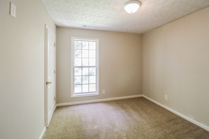 Building Photo - 3328 River Run Trail