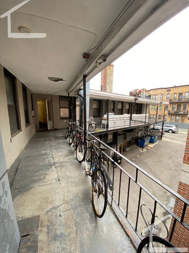 Building Photo - Affordable Apt in Perfect Location Near EVEYTHING.  Heart of Allston Village.  Ht/HW Included