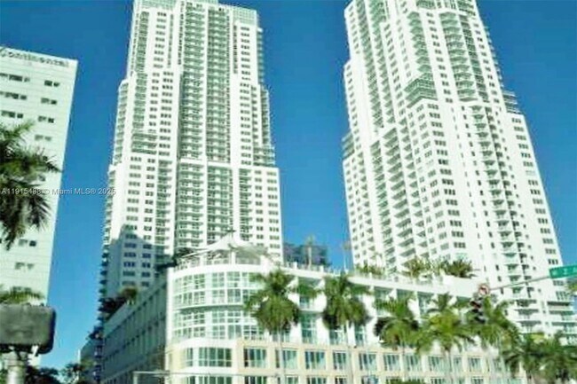 Building Photo - 253 NE 2nd St