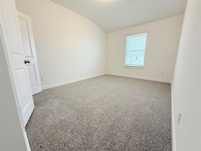 Building Photo - 148 Hartson Dr