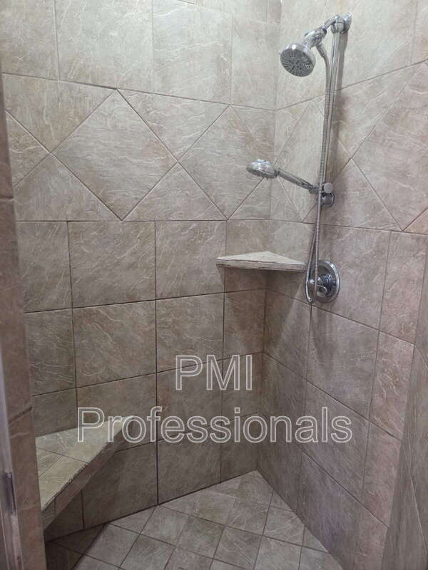 Building Photo - 1205 Cascade Falls Dr