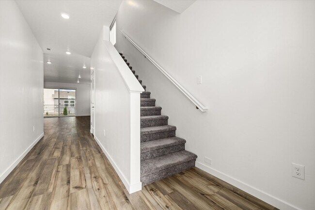 Building Photo - BRAND NEW Stunning 4-Bed, 3-Bath Townhome That Feels Like a Detached House