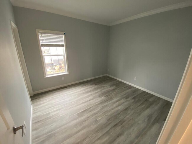 Building Photo - 80 John F Kennedy St