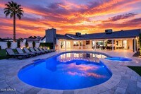 Building Photo - 15218 N 61st St