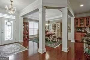 Building Photo - 232 Begonia Ct