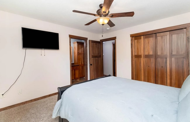 Building Photo - Check out this 4 BR 2 Bath single family h...