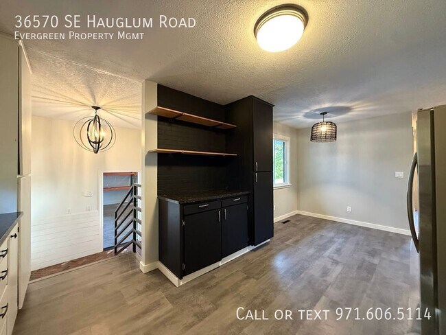 Building Photo - 36570 SE Hauglum Rd