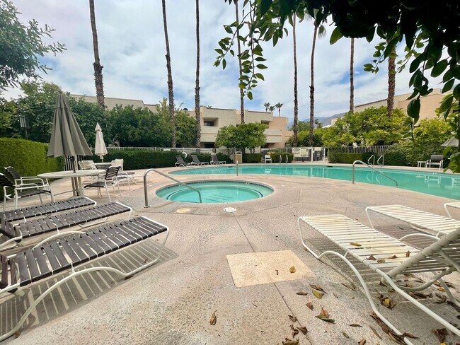 Building Photo - COMING SOON! Spacious 2 Bedroom 2 Bathroom...