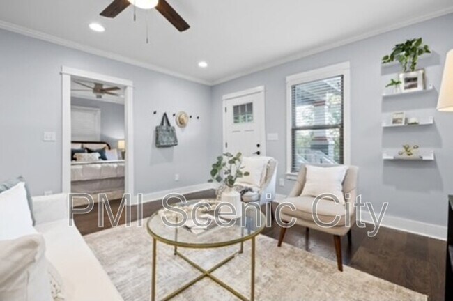 Building Photo - 3813 Pennsylvania Ave