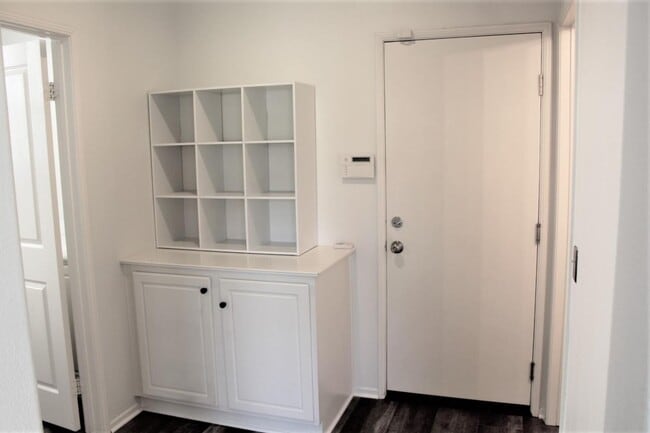 Building Photo - 3 Bed 3 Bath Menifee Home for rent
