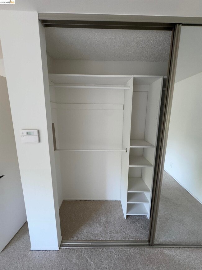 Building Photo - 3152 Heather Ridge Dr
