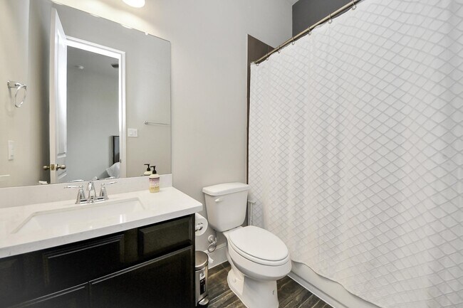 Building Photo - 23606 Verge Sims Dr