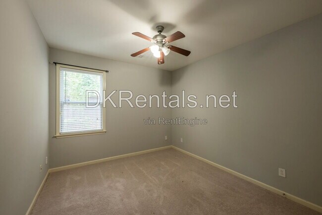 Building Photo - 11923 Aspen Forest Dr