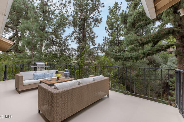 Building Photo - 5209 Alta Canyada Rd