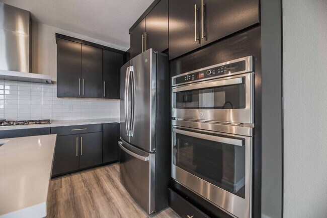 Building Photo - Stunning New 4 Bedroom Home for Rent!
