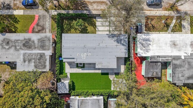 Building Photo - 53 NW 68th St