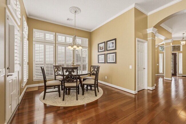 Building Photo - 23915 Hamptonshire Ln