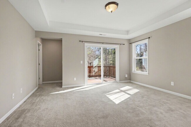 Building Photo - Beautiful 4-Bedroom End-Unit Townhome in West Cary | Open Floor Plan | Prime Location