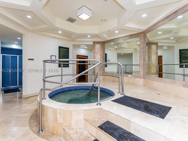 Building Photo - 9595 Collins Ave