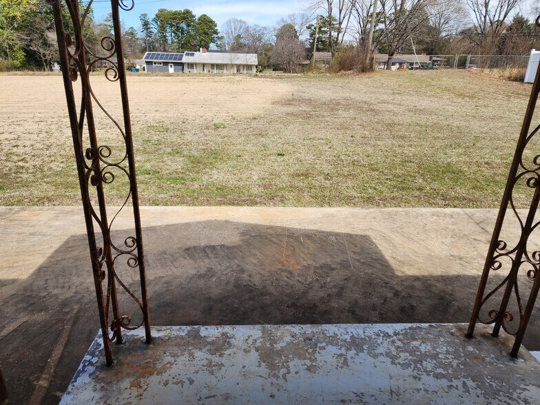 Building Photo - 6911 Hickory View Ln