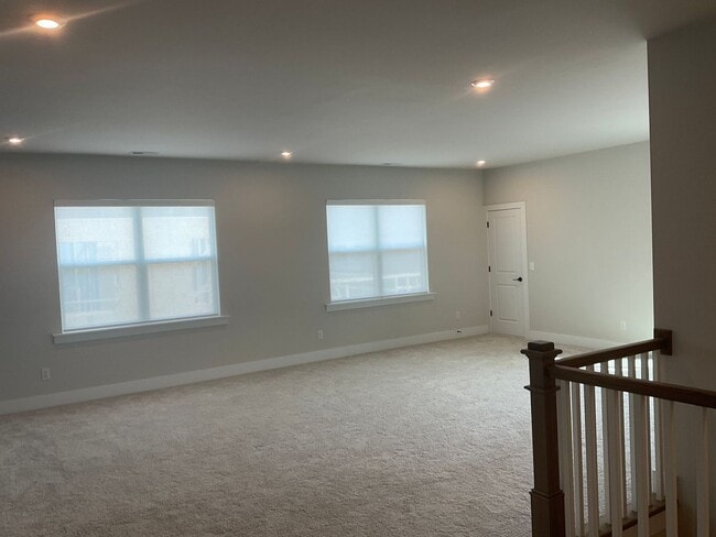 Building Photo - Welcome to this charming two-story townhome in the heart of Belmont, NC.