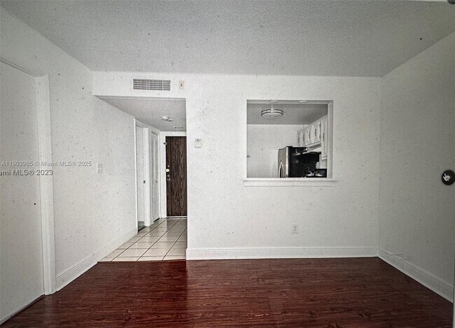 Building Photo - 496 NW 165th St