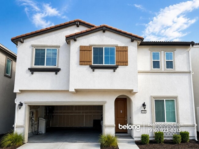 Building Photo - 1648 Chanticleer Ln