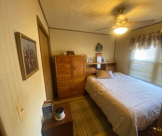 Building Photo - 23 W 143rd St