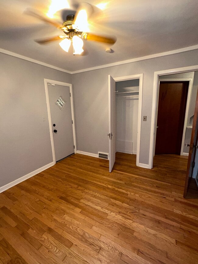 Building Photo - 20109 Stotter St