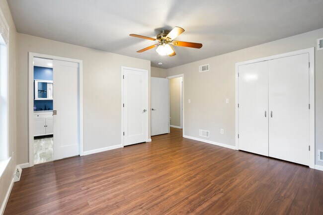 Building Photo - 2490 Coulterville Rd