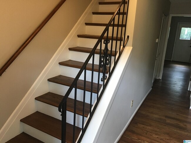 Building Photo - 3861 Overton Manor Ln