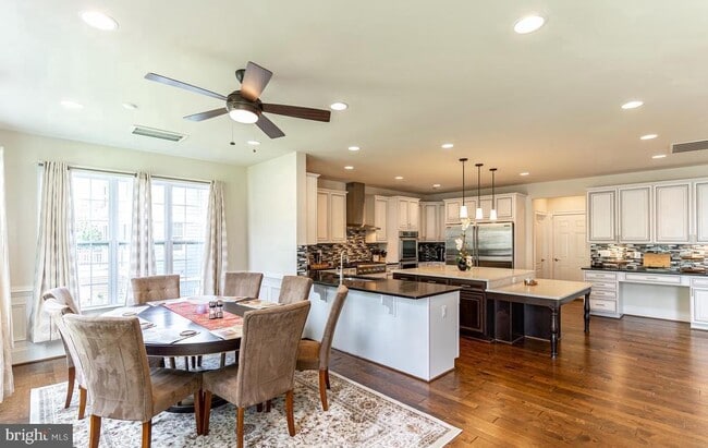 Building Photo - 6626 Ivy Hill Dr