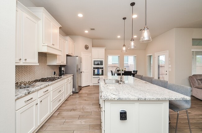 Building Photo - 4515 Primrose Valley Ln