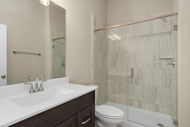 Building Photo - 412 Northern Pike Dr