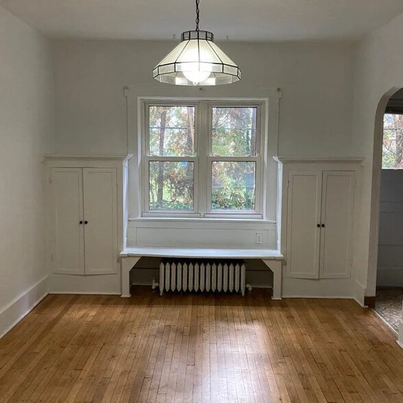 Building Photo - 5846 Douglas St