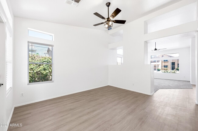 Building Photo - 1540 E San Remo Ave