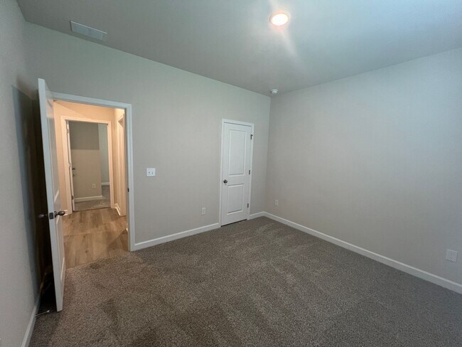 Building Photo - Little River like-new Three-Bedroom Home, ...