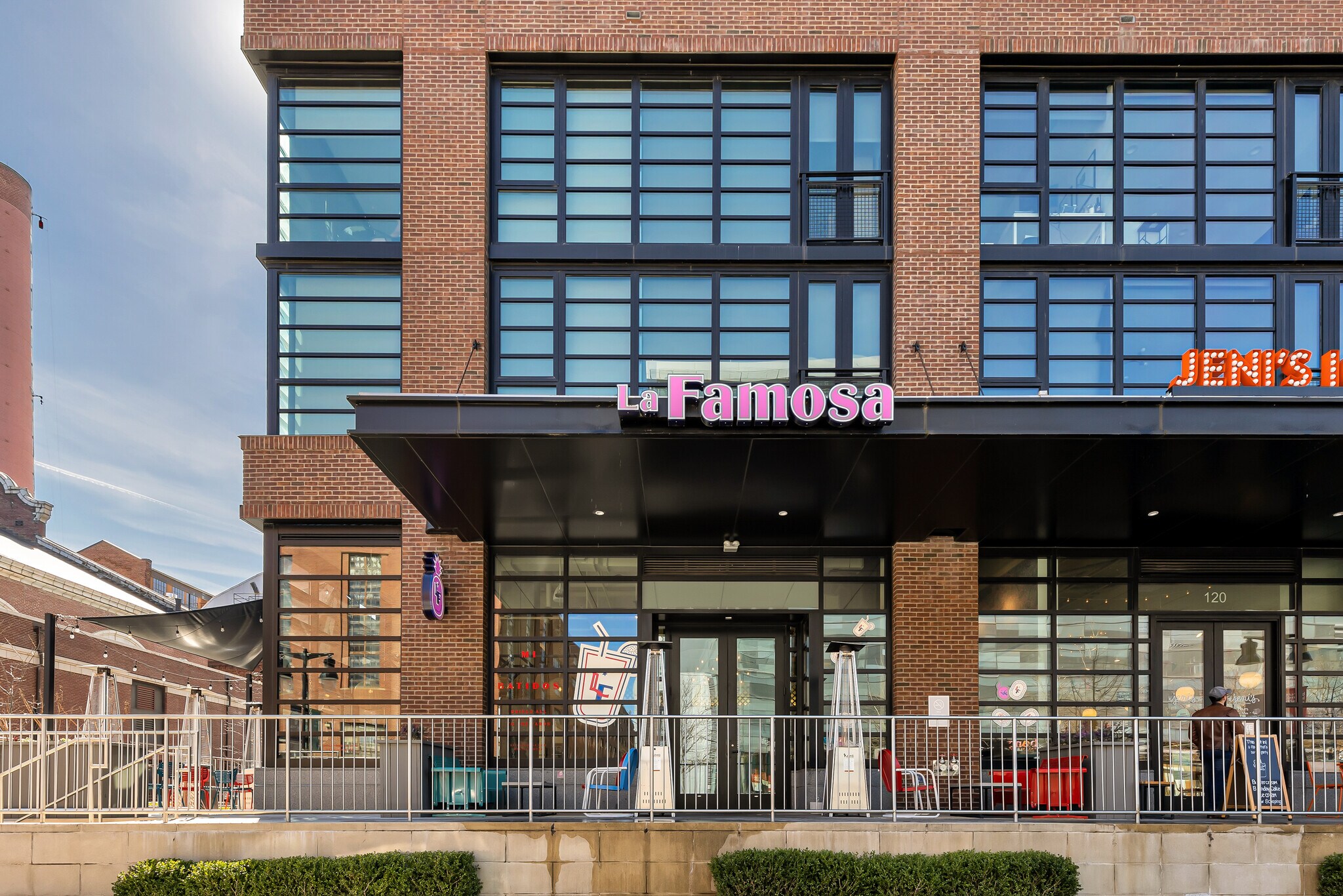 Building Photo - 37 L St SE