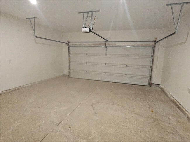 Building Photo - 2859 Beacon Cove