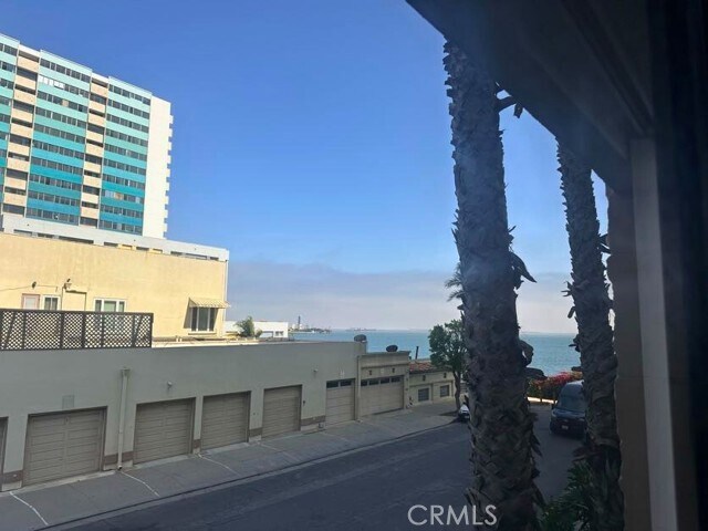 Building Photo - 1750 E Ocean Blvd