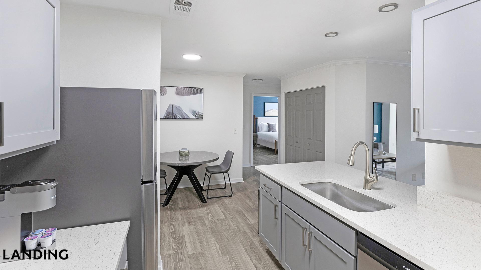 Building Photo - 210 Hillwood Blvd