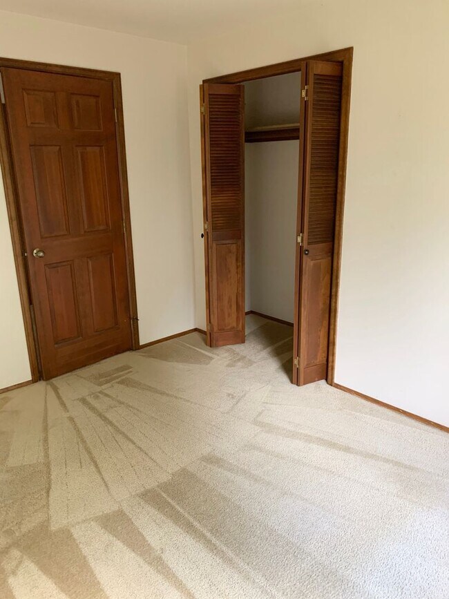 Building Photo - Oceanview 3BR 2.5BA | HUGE GARAGE | Washer & Dryer  | Dogs OK! >>> AVAILABLE NOW!