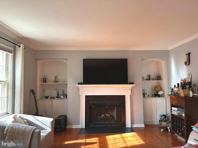 Building Photo - 6035 Crown Royal Cir