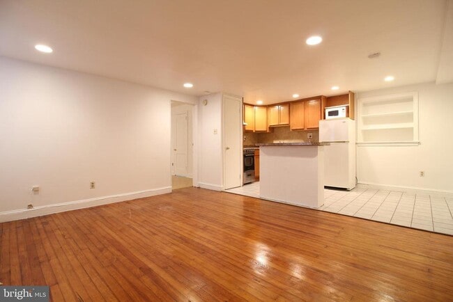 Building Photo - 30 S 22nd St