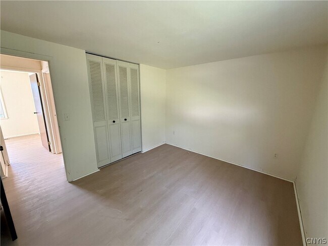 Building Photo - 4999 Windgate Rd