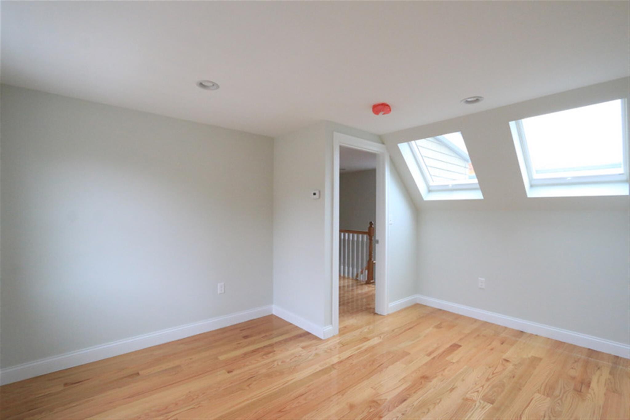 Building Photo - 29 Elmwood St