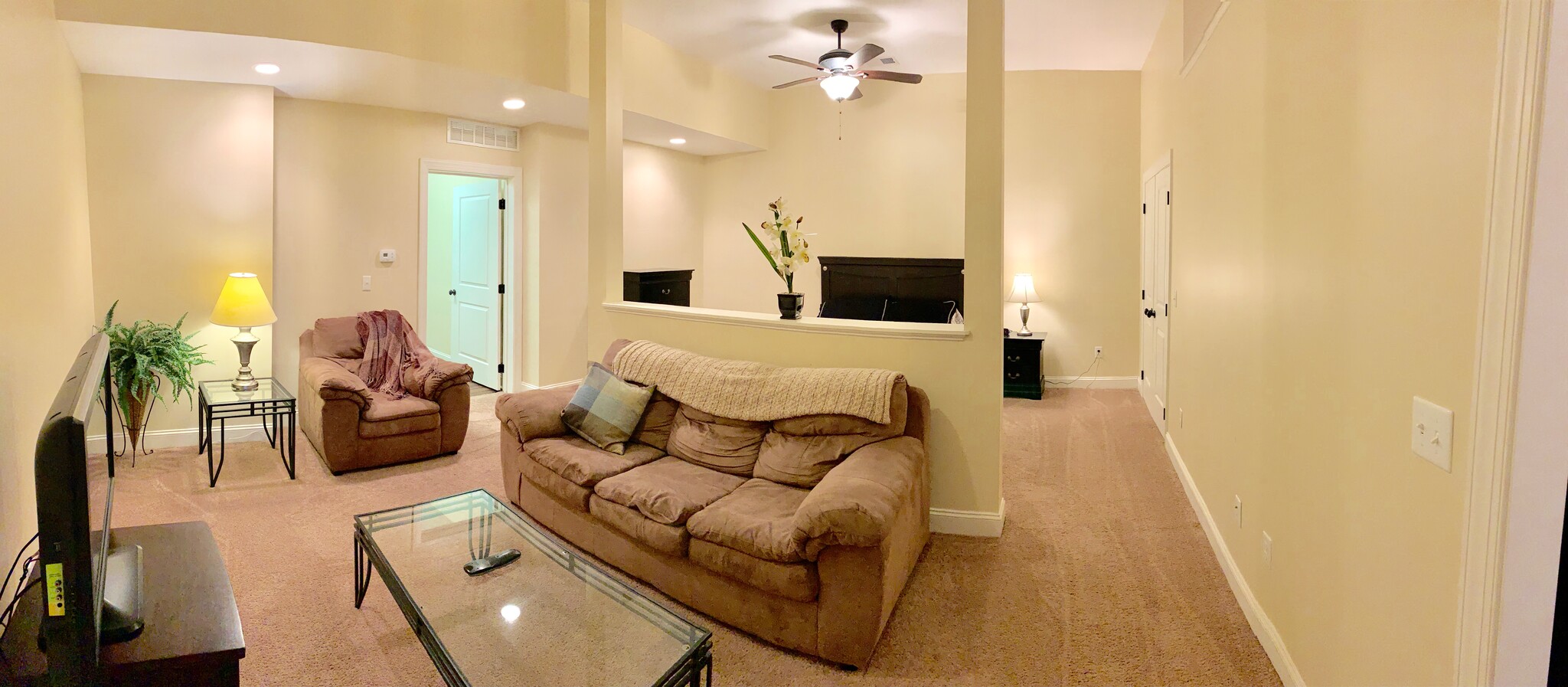 Building Photo - 102 Trescott Ln