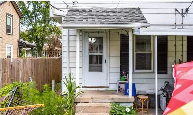 Building Photo - 1409 Carlisle Ave