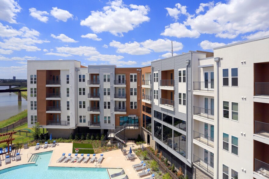 Shelby at Northside 1852 E Northside Dr Fort Worth TX 76106